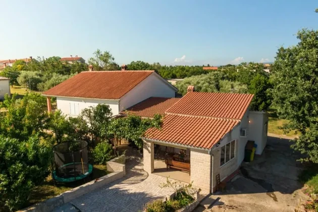 Istrie, úchvatný dům se 2 apartmány a výhledem na moře