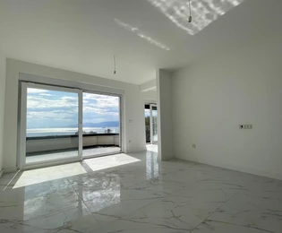 Attico in vendita a Rijeka Banderovo con terrazza in Croazia