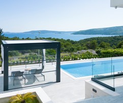High-quality villa with infinity pool in the heart of Dalmatia