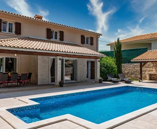 Isztria, Rabac – Eladó modern villa medencével