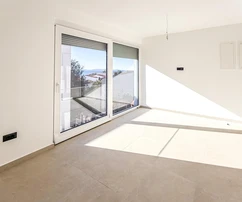 Zadar, Petrčane, Appartement moderne en duplex avec jardin et haut niveau d'intimité