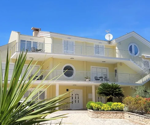 Apartmánový dom v centre Zadaru