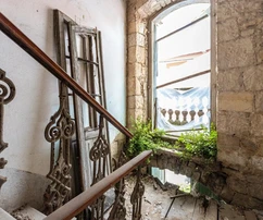 Maison en pierre disponible au coeur de Sinj en Croatie