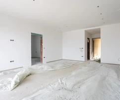 Sevid, dvojizbový byt s rozlohou 84,61 m² a súkromnou strešnou terasou