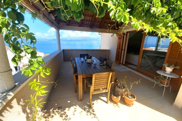 Brac Village Sea View 3-Bedroom Family Apartment