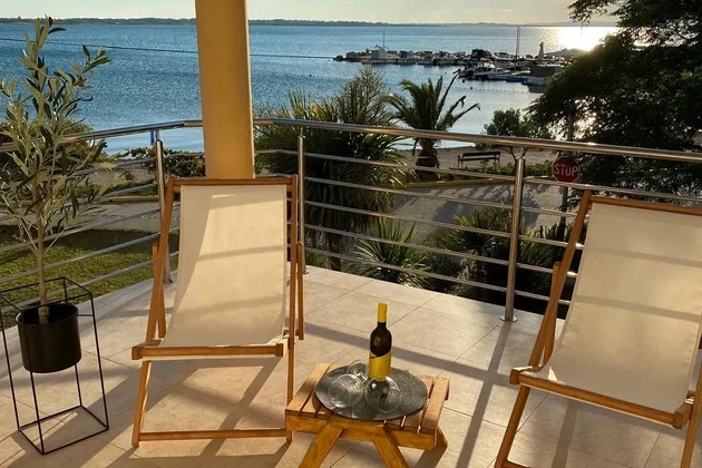 Family property first row to the sea
