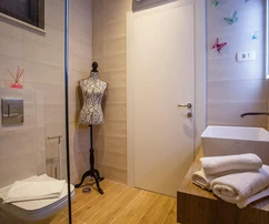 Luxusvilla in Kaštela mit Meerblick zu verkaufen in Kroatien