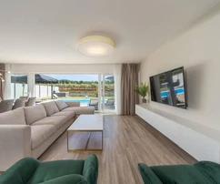 Luxusná vila na predaj v blízkosti Poreča v Chorvátsku