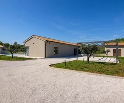 Luxusvilla medencével eladó Ližnjanban Horvátországban