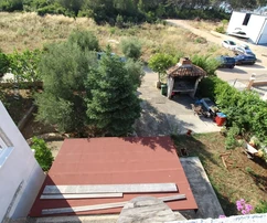 Casa con ampio cortile a Sukosan