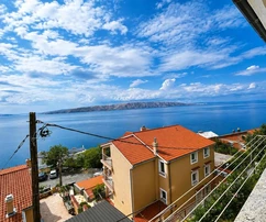Senj, czteropokojowe mieszkanie, 155,85 m² z garażem i widokiem na morze