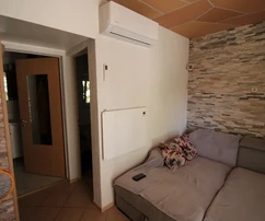 Bájos 1 hálószobás nyaraló apartman csak pár lépésre a strandtól - Vir