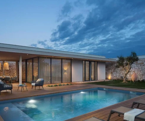 Moderna villa con piscina en venta en Vodnjan, Croacia