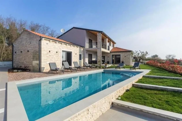 Luxusvilla medencével, Isztria, Poreč