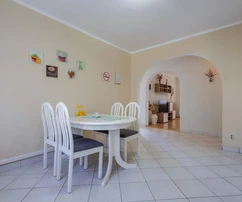 Casa con due appartamenti in vendita a Kaštanjer Pula in Croazia