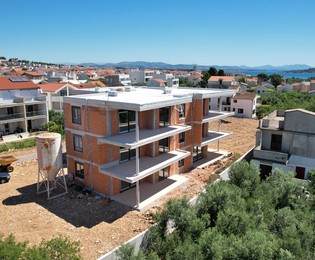 Luxuriöse Wohnung in Tribunj zu verkaufen