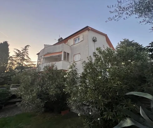 APARTMÁN V CENTRE MESTA S VÝHĽADOM NA MORE!