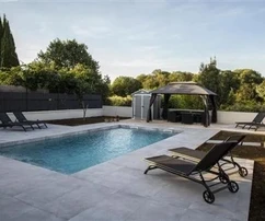 Belle maison avec deux appartements et une piscine, Istrie, Pula