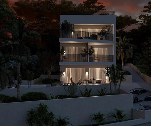 Ático en venta con terraza en la azotea en Okrug, Croacia