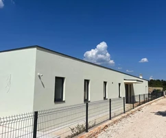 Modern villa for sale in Svetvinčenat in Croatia