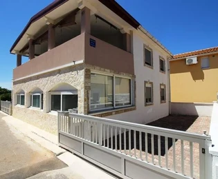 Maison Vir, 205m2