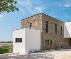 Istria, Buje: Villa moderna immersa nella natura