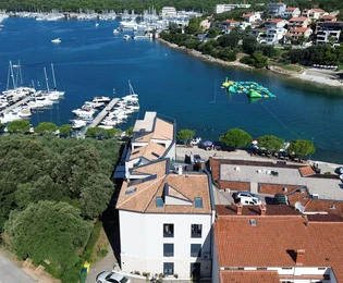 Seafront apartment for sale in Medulin in Croatia