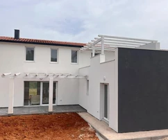 Moderne Doppelhaushälfte in der Nähe von Buje zu verkaufen in Kroatien