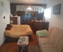 Marina, Poljica, ikerház 160 m2, garázs, közvetlenül a tengerparton