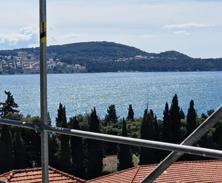 Seget D.,penthouse 108 m2, novogradnja,lift, pogled na more