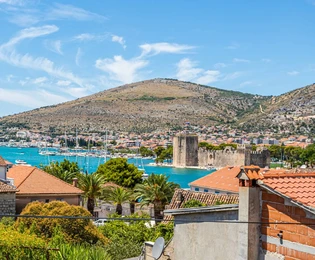 Penthouse mit Terrasse und Meerblick zum Verkauf in Kroatien