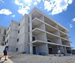 Moderni appartamenti a Ciovo vicino alla spiaggia in vendita