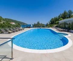 Luxusvilla direkt am Meer auf Korčula zu verkaufen in Kroatien