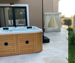 Villa duplex avec piscine à vendre à Brtonigla en Croatie