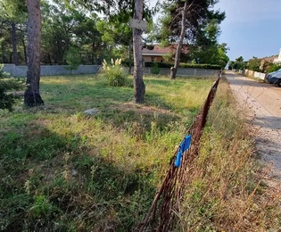 Terrain constructible 600 m² côté sud, préparation du plan UPU requise