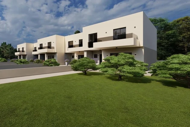NEW HOUSE IN A ROW WITH GARDEN, IN A QUIET LOCATION!