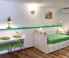 REFURBISHED STONE HOUSE 50 M FROM THE BEACH!