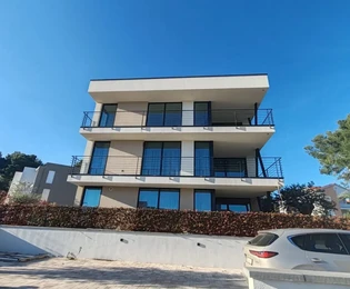 Byt, město Krk, ostrov Krk – 134 m², zařízený!