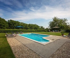 Istrien, Visnjan: Apartment mit beheiztem Pool und Garten