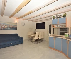 Vodice - Two-story apartment in the city center