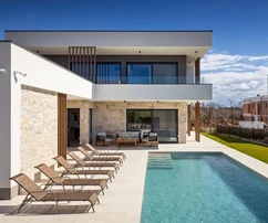 Maison Poreč, 266 m2