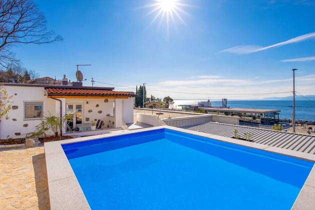 Rijeka, Kantrida, maison avec piscine et vue panoramique sur la mer près de la côte