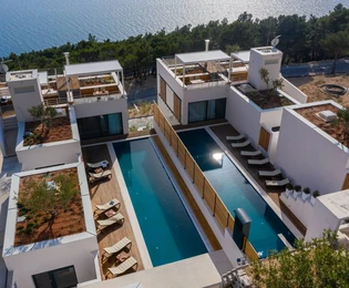 Luxusné vily na predaj neďaleko Omiša v Chorvátsku