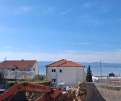 Riviera d'Omiš, appartement d'une chambre au troisième étage d'un immeuble neuf avec vue sur la mer, 62,64 m²