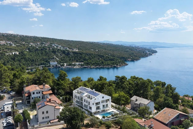 Opatija private, exclusive three-room apartment 84 m², swimming pool, fitness room