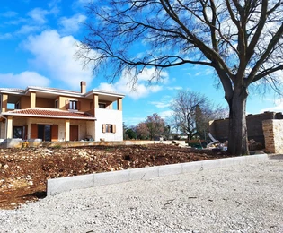 Istra, Poreč: Kamena vila s pogledom na more