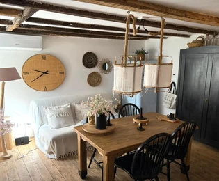 NEWLY RENOVATED STONE HOUSE IN THE OLD TOWN CENTER!