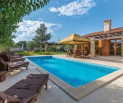 Villa en pierre avec jardin paysager et piscine, Istrie, Marcana