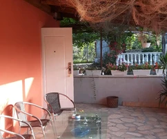 Zadar, Karin, freistehendes Haus mit großem Garten und großem Potenzial