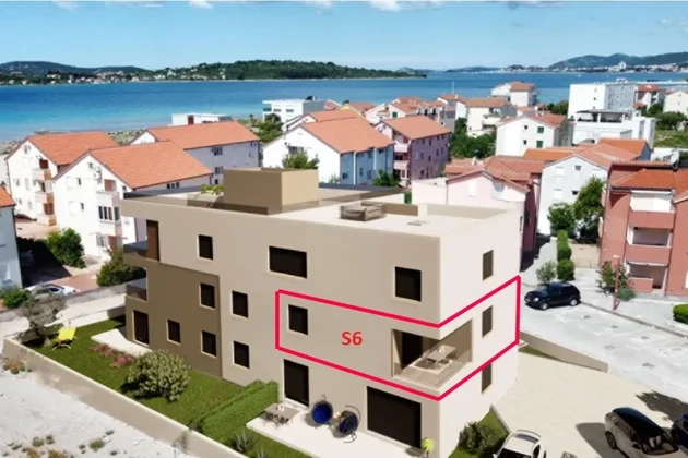 Vodice, Srima - appartement S6 au premier étage, à 70 m de la plage